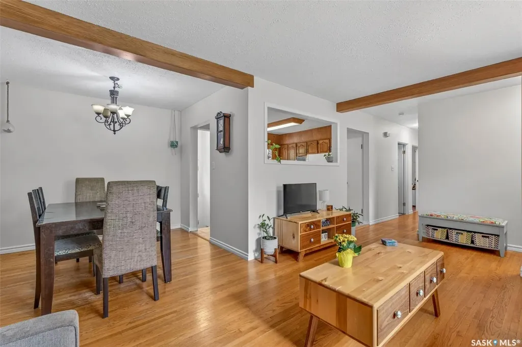 2326 Mcdonald Avenue Prince Albert SK S6V 2V6