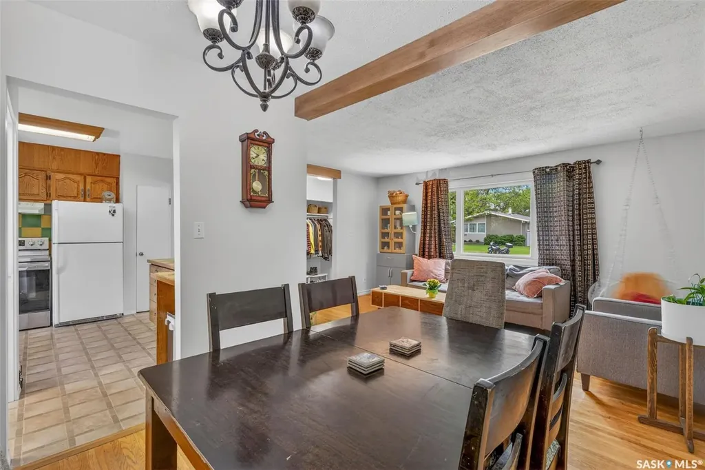 2326 Mcdonald Avenue Prince Albert SK S6V 2V6