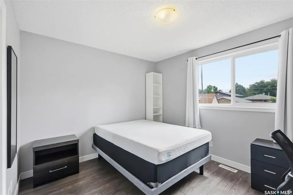 1521 Laura Avenue Saskatoon SK S7N 2R8