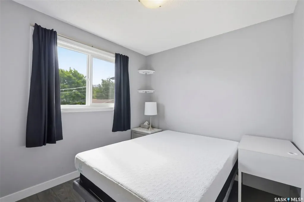 1521 Laura Avenue Saskatoon SK S7N 2R8
