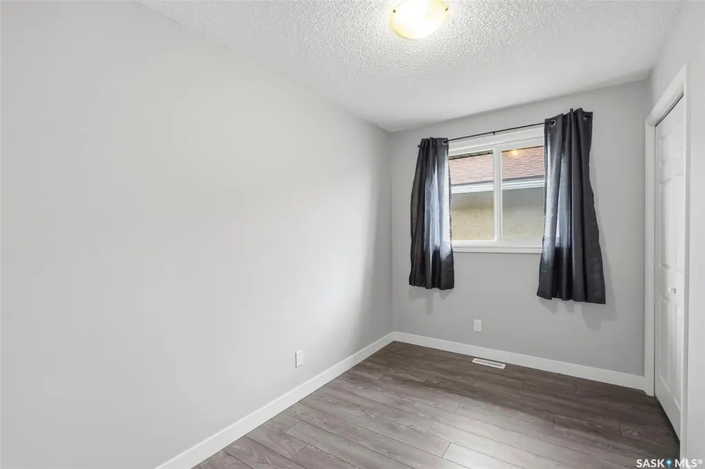 1521 Laura Avenue Saskatoon SK S7N 2R8