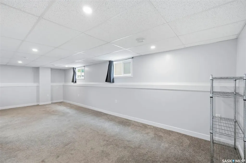 1521 Laura Avenue Saskatoon SK S7N 2R8