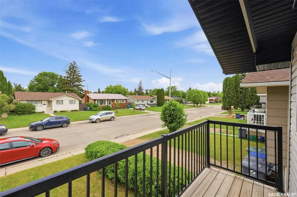 1521 Laura Avenue Saskatoon SK S7N 2R8