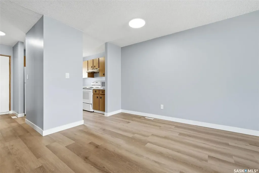6463 Rochdale Boulevard Regina SK S4X 2Y9