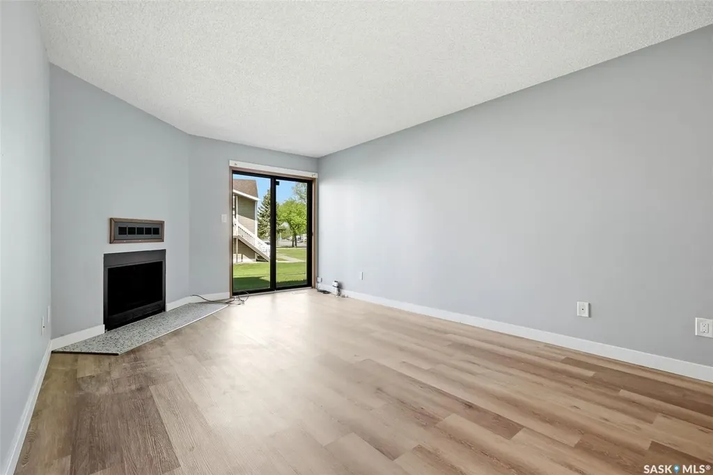 6463 Rochdale Boulevard Regina SK S4X 2Y9