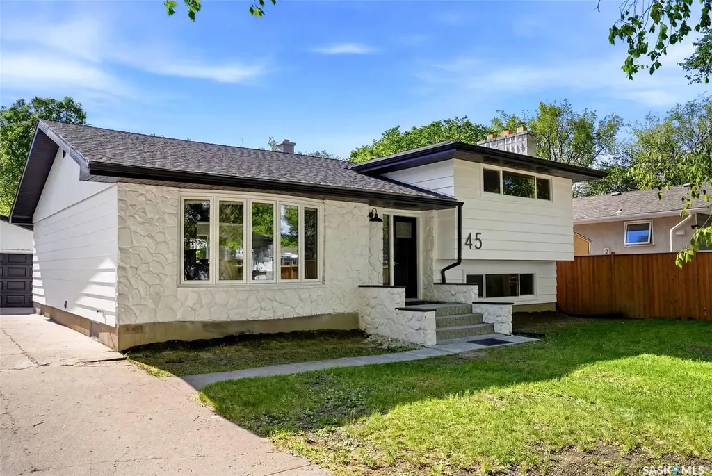 45 Tibbits Road Regina SK S4S 1N5