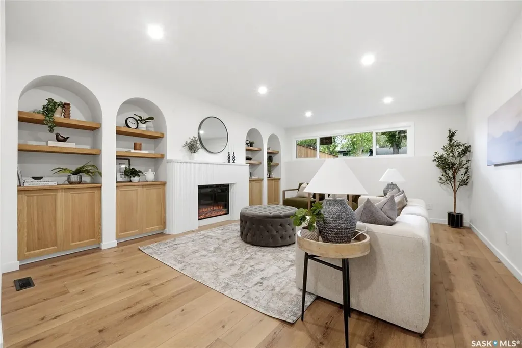 45 Tibbits Road Regina SK S4S 1N5