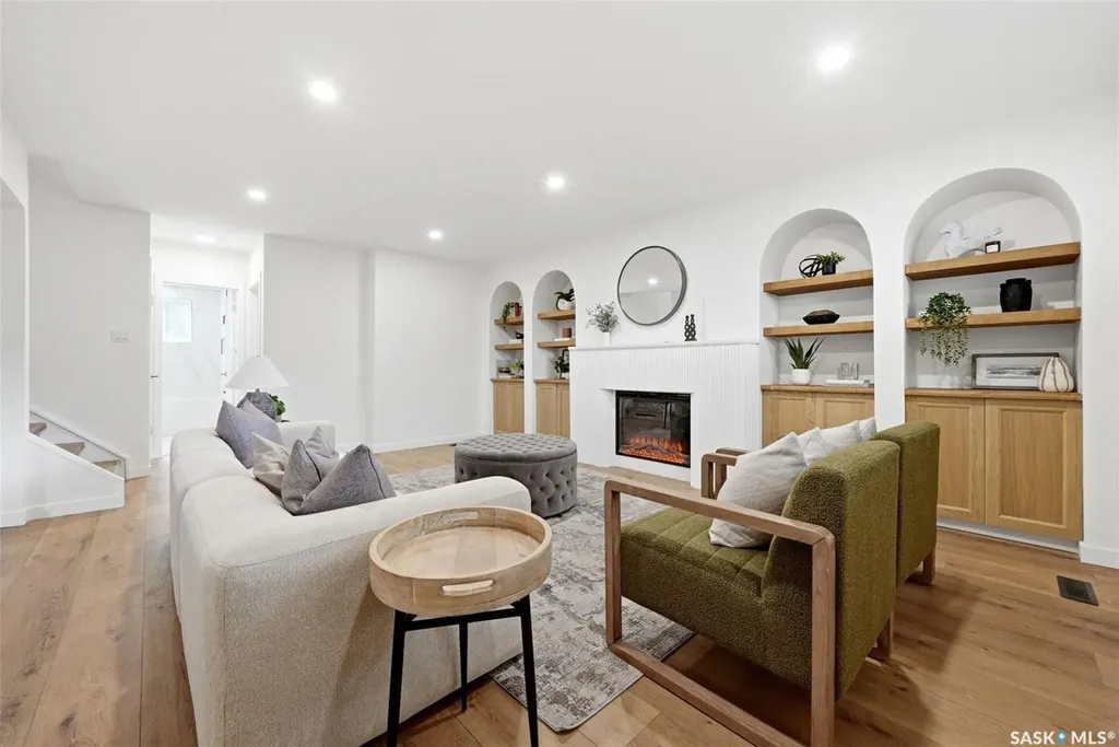 45 Tibbits Road Regina SK S4S 1N5