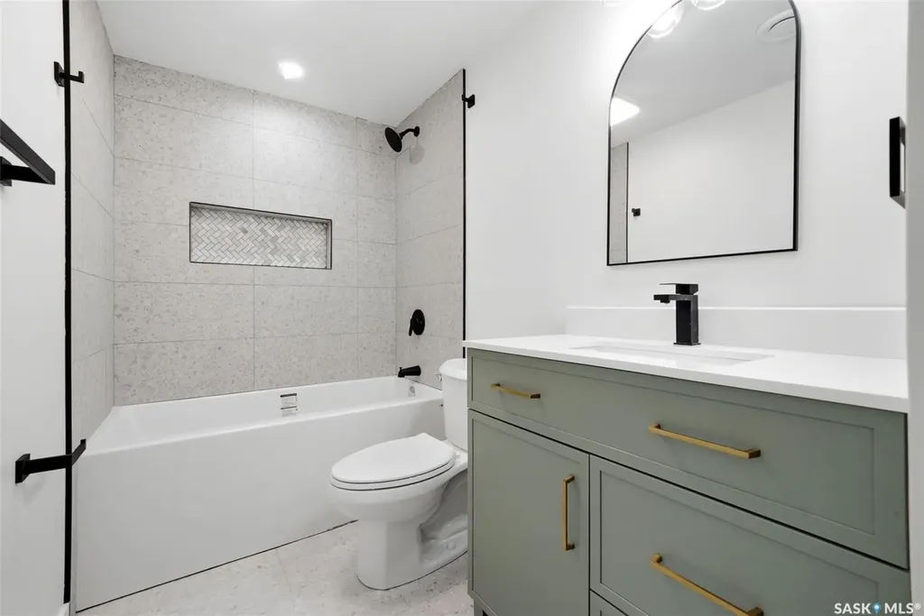 45 Tibbits Road Regina SK S4S 1N5