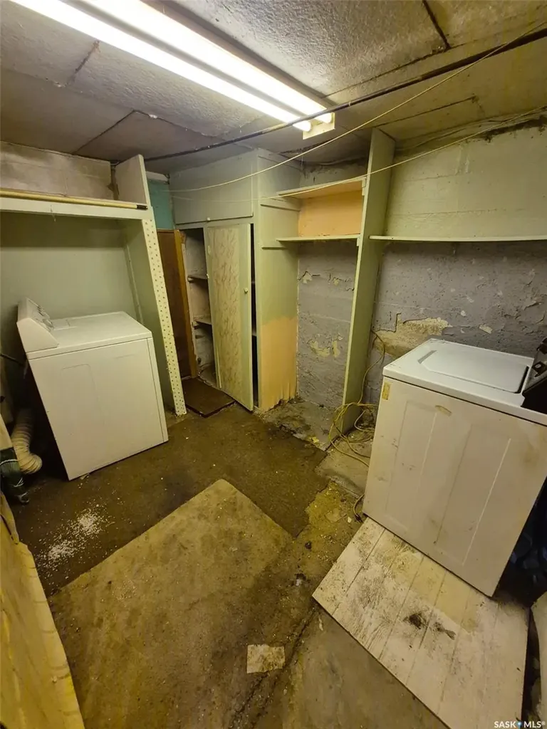 400 J Avenue S Saskatoon SK S7M 2A6
