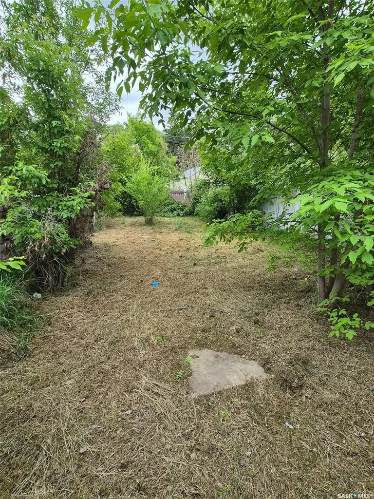 400 J Avenue S Saskatoon SK S7M 2A6