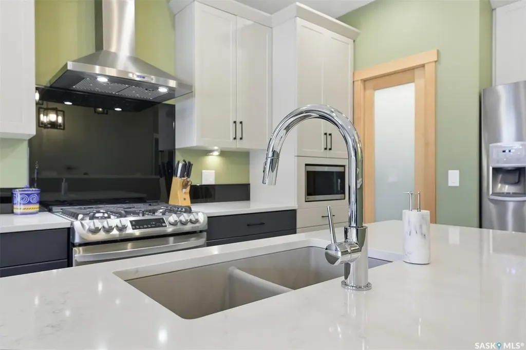 132 Forsey Avenue Saskatoon SK S7W 0Z6