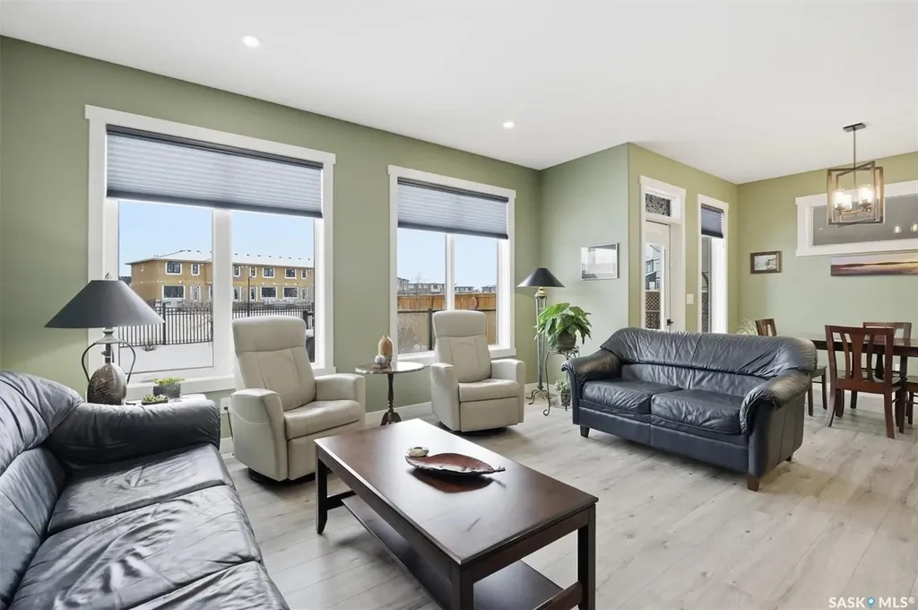 132 Forsey Avenue Saskatoon SK S7W 0Z6