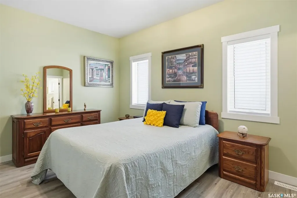 132 Forsey Avenue Saskatoon SK S7W 0Z6
