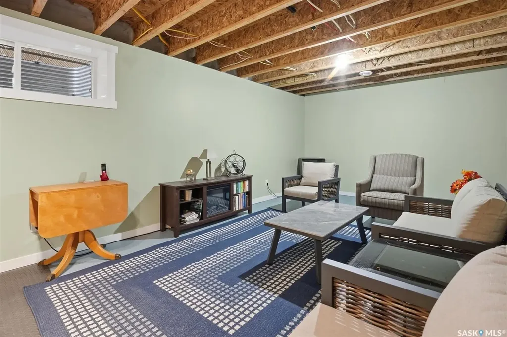 132 Forsey Avenue Saskatoon SK S7W 0Z6