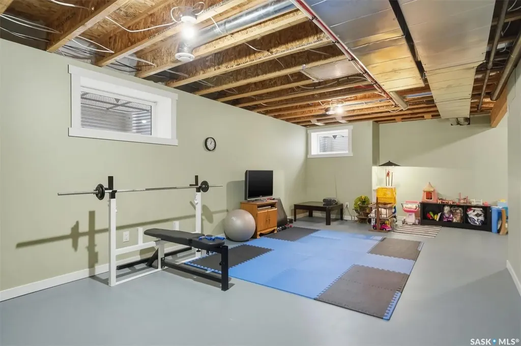 132 Forsey Avenue Saskatoon SK S7W 0Z6