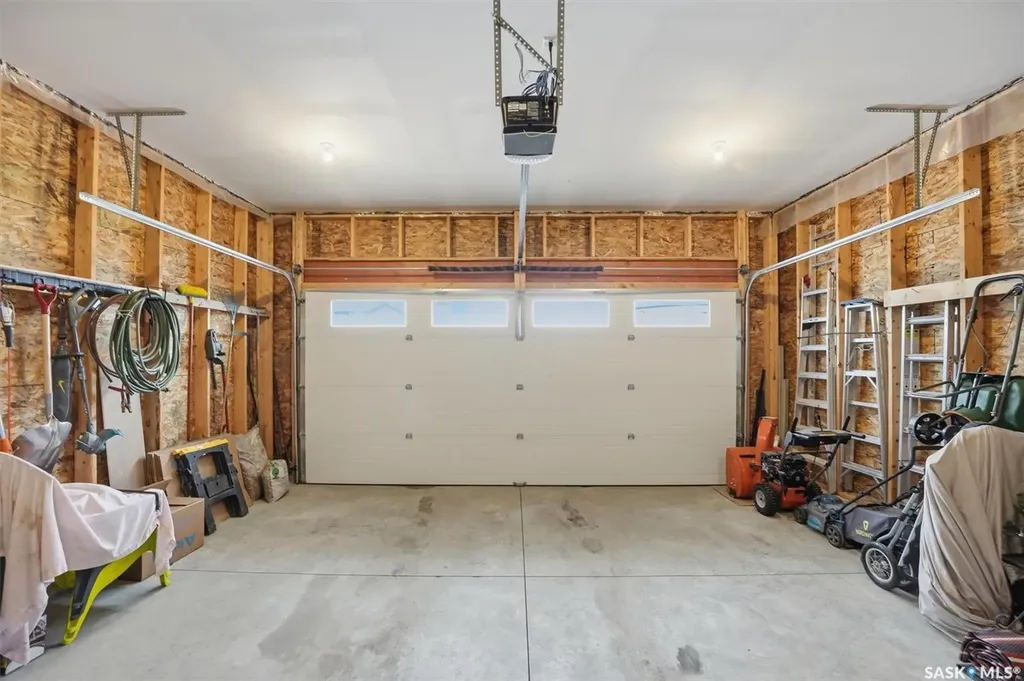 132 Forsey Avenue Saskatoon SK S7W 0Z6