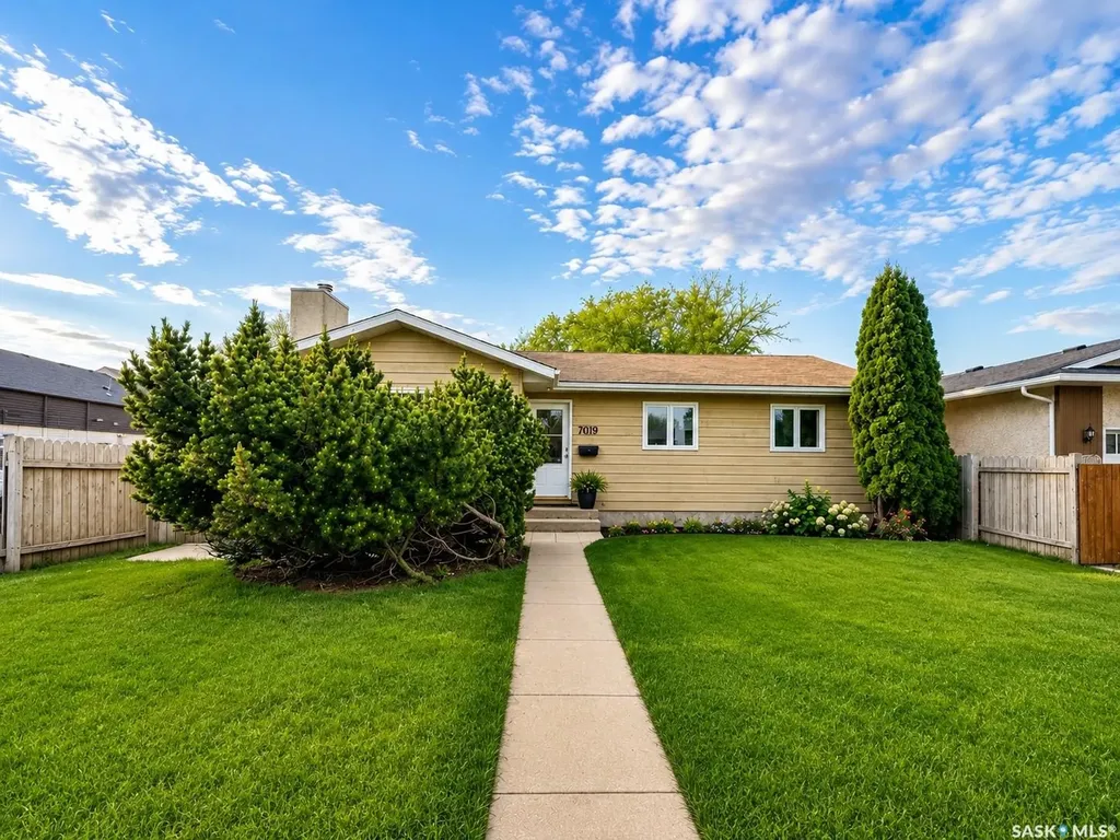 7019 Sherwood Drive Regina SK S4X 2V5