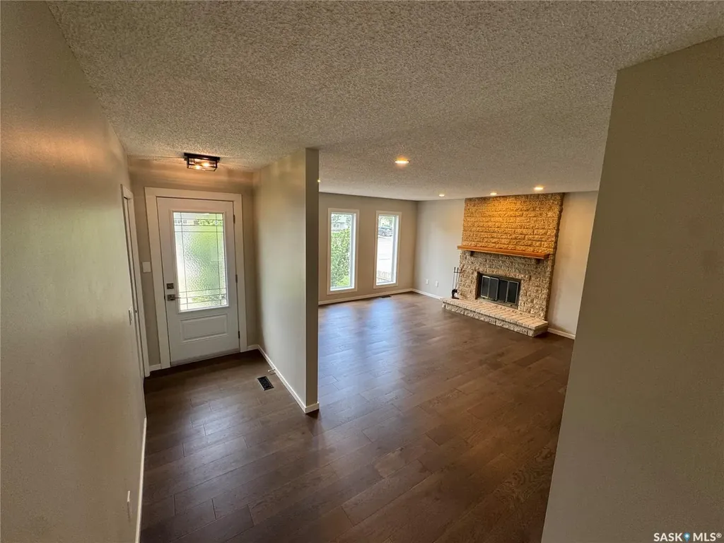 7019 Sherwood Drive Regina SK S4X 2V5