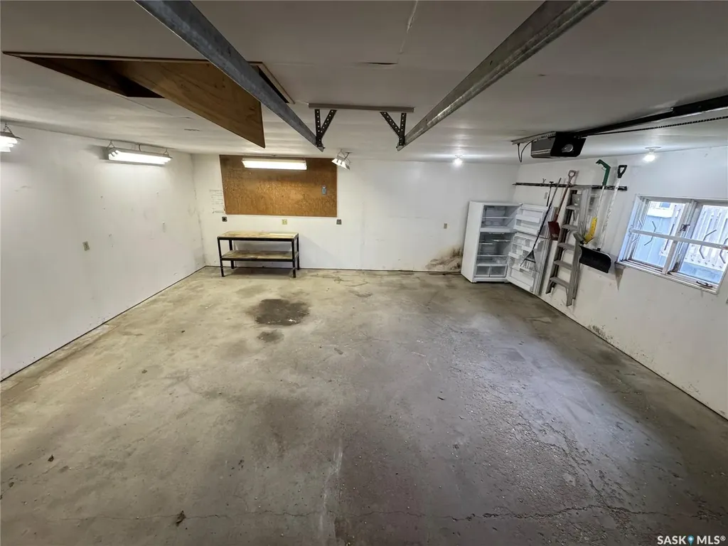 7019 Sherwood Drive Regina SK S4X 2V5