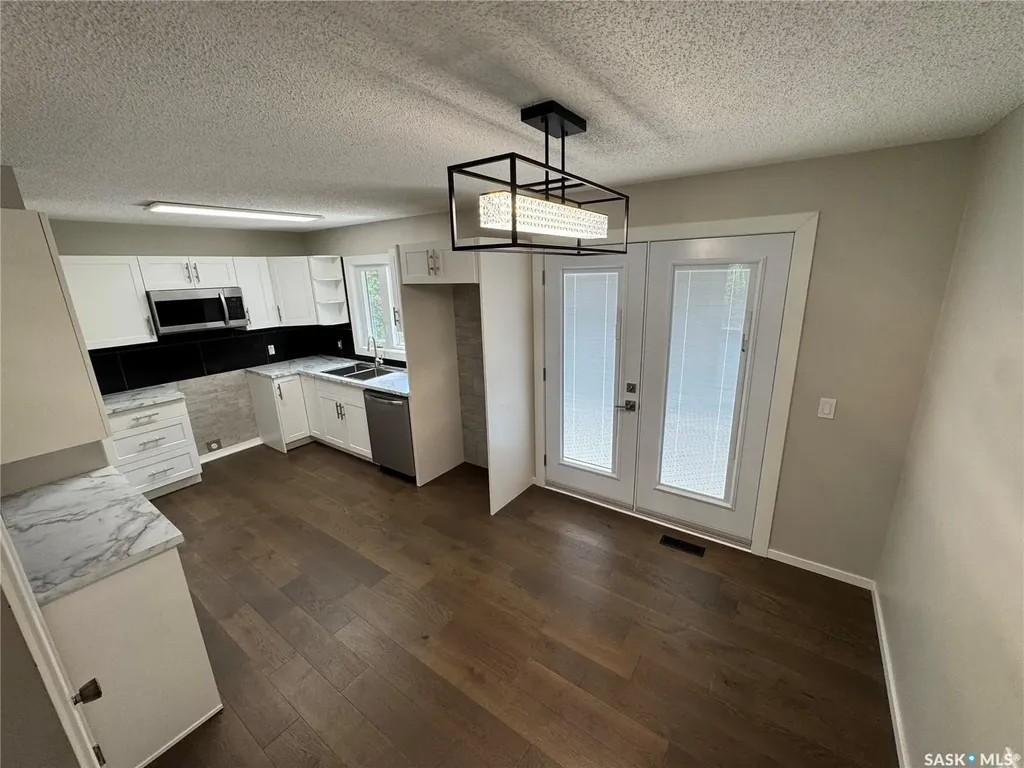 7019 Sherwood Drive Regina SK S4X 2V5