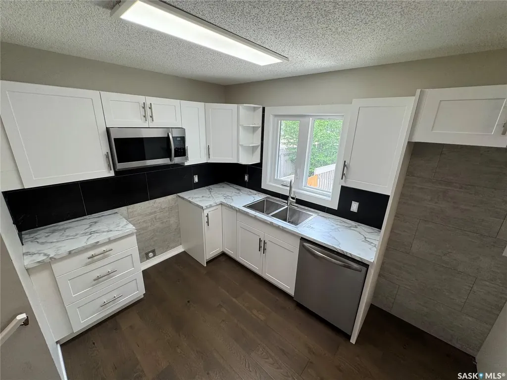 7019 Sherwood Drive Regina SK S4X 2V5
