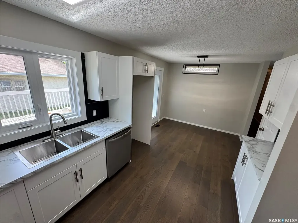 7019 Sherwood Drive Regina SK S4X 2V5