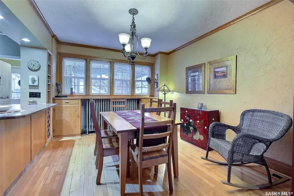 2834 Rae Street Regina SK S4S 1R3