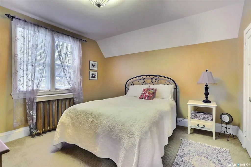 2834 Rae Street Regina SK S4S 1R3