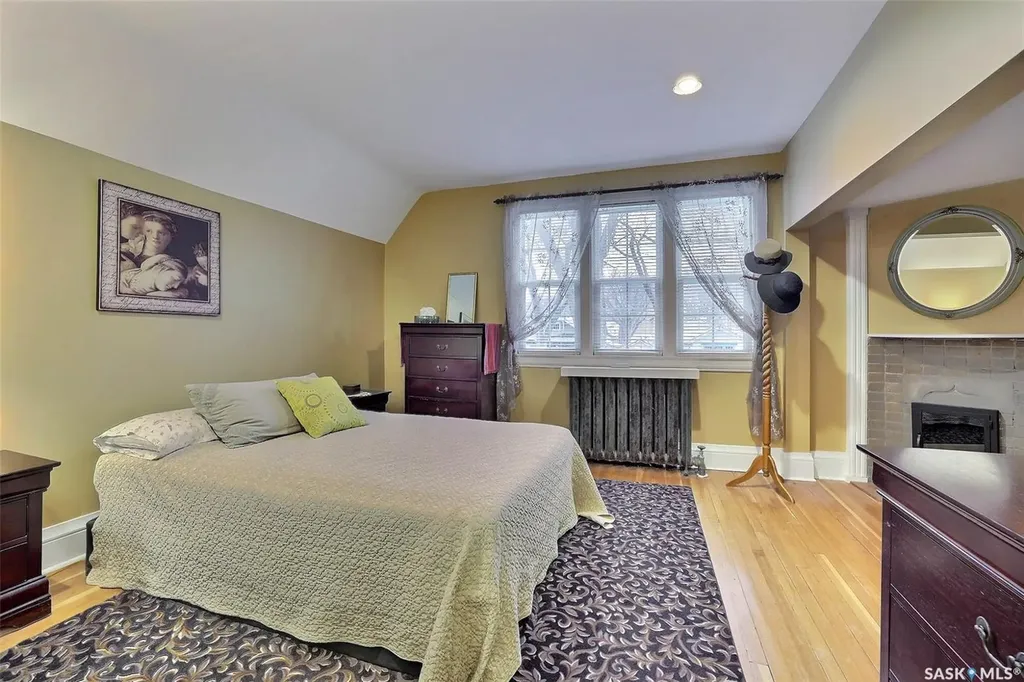 2834 Rae Street Regina SK S4S 1R3