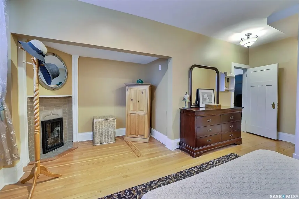 2834 Rae Street Regina SK S4S 1R3