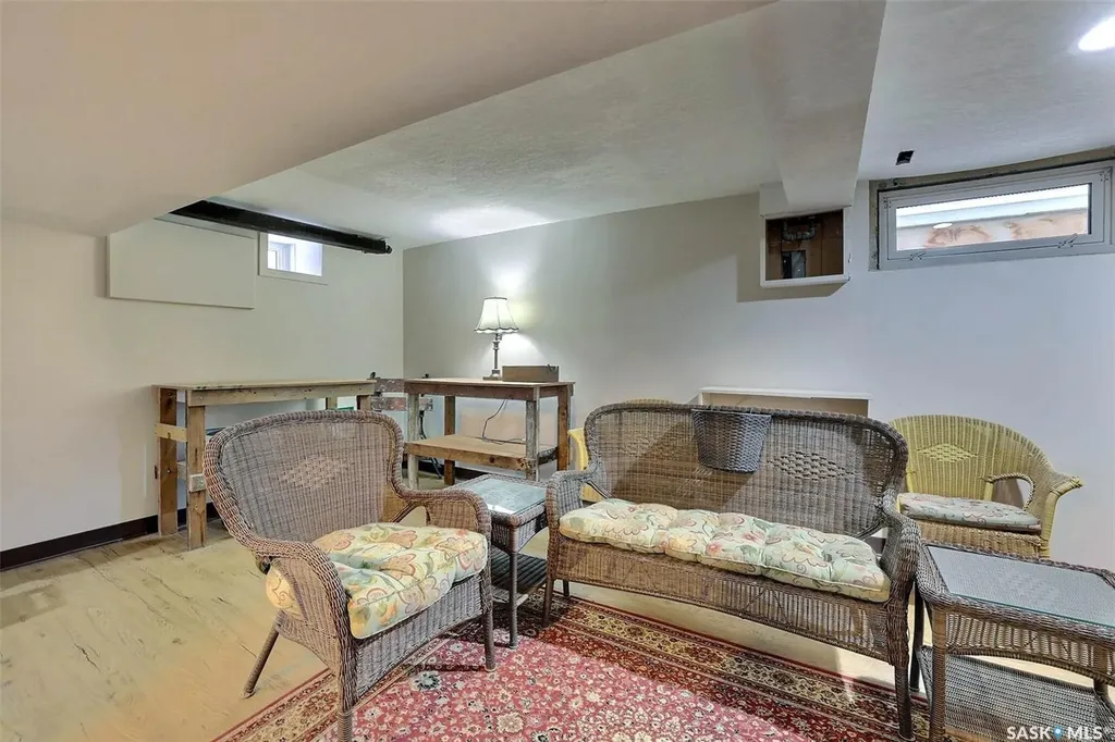 2834 Rae Street Regina SK S4S 1R3