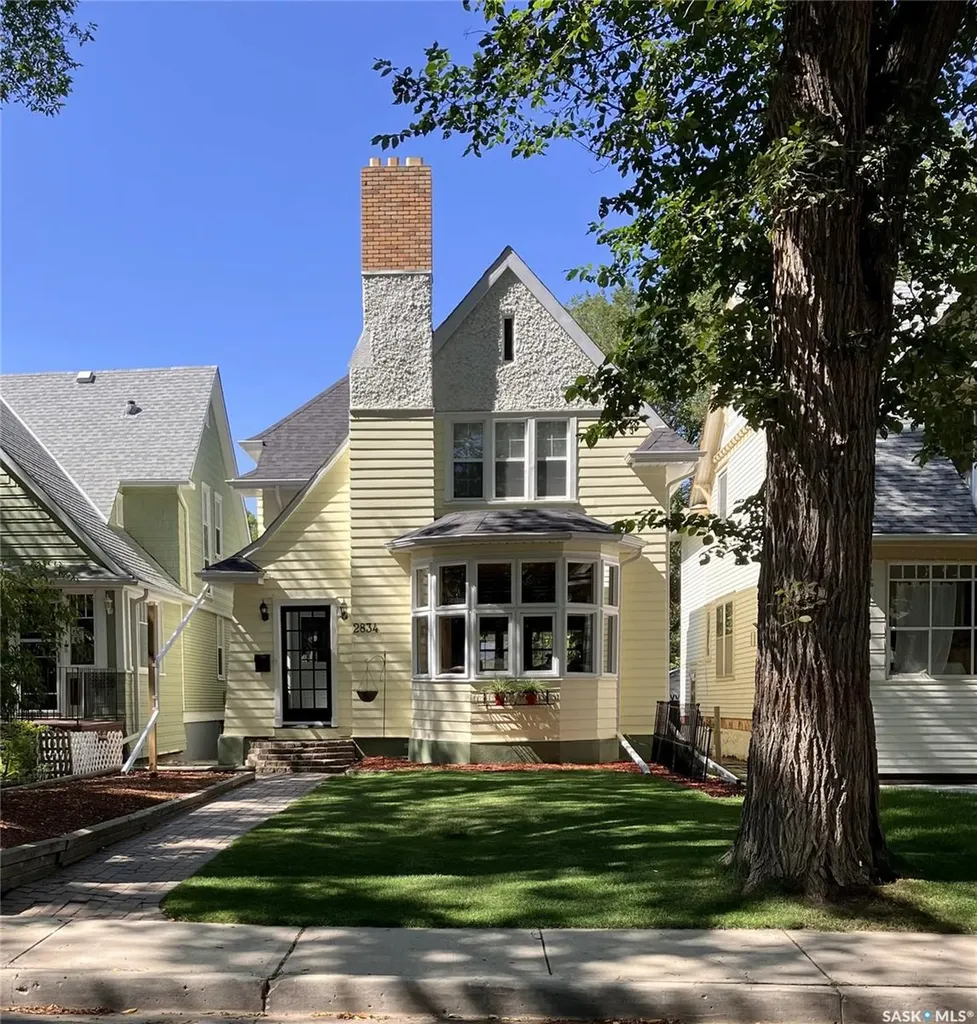 2834 Rae Street Regina SK S4S 1R3