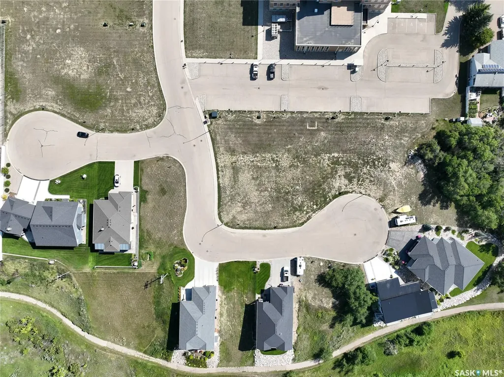 17 Copper Ridge Way Moose Jaw SK S6H 4R1