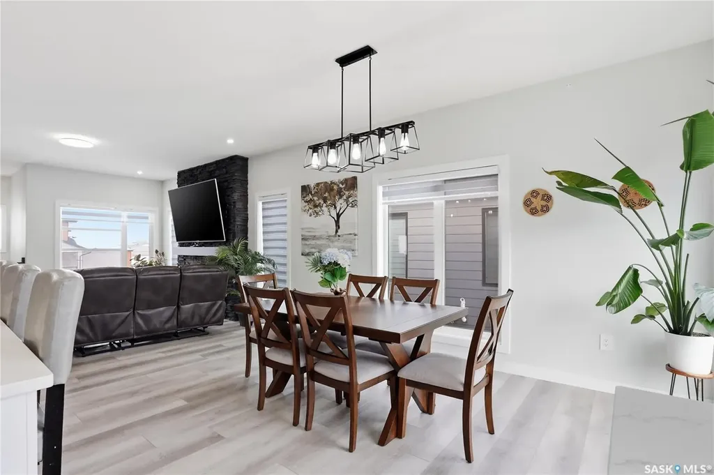 271 Dziadyk Manor Saskatoon SK S7V 1M5