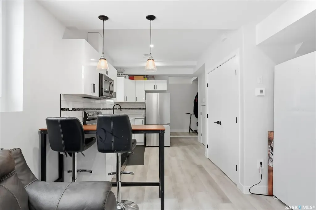 271 Dziadyk Manor Saskatoon SK S7V 1M5