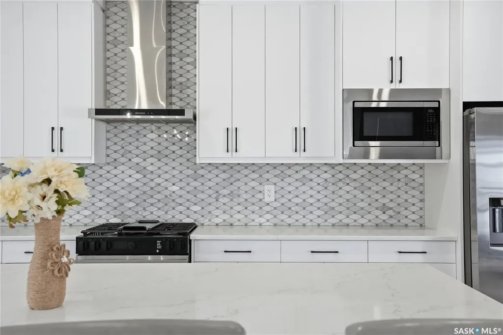 271 Dziadyk Manor Saskatoon SK S7V 1M5