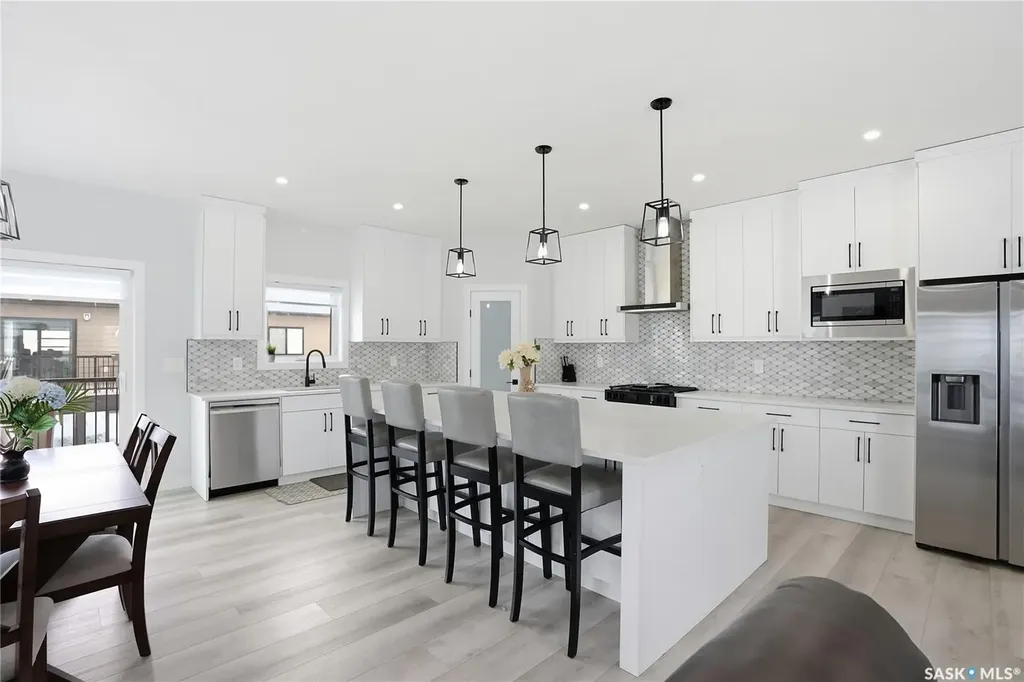 271 Dziadyk Manor Saskatoon SK S7V 1M5