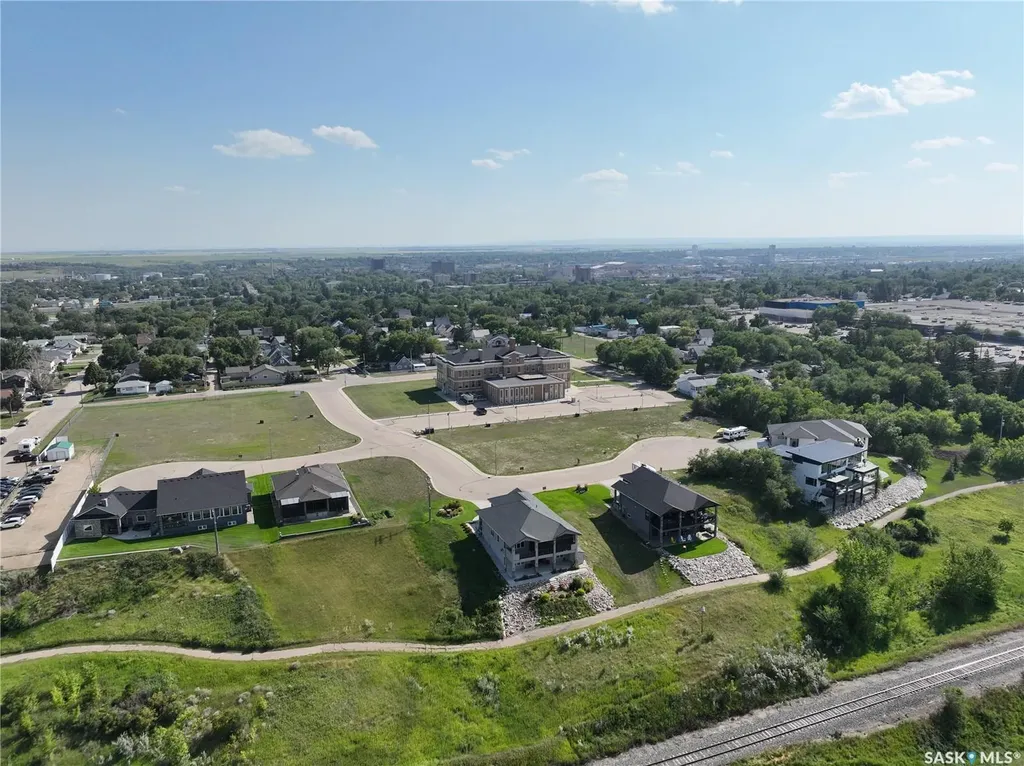 41 Copper Ridge Way Moose Jaw SK S6H 4R1