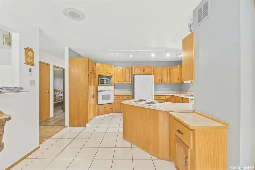66 Beaver Ridge Road Corman Park Rm No. 344 SK S7K 3G8