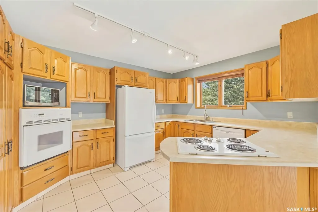 66 Beaver Ridge Road Corman Park Rm No. 344 SK S7K 3G8