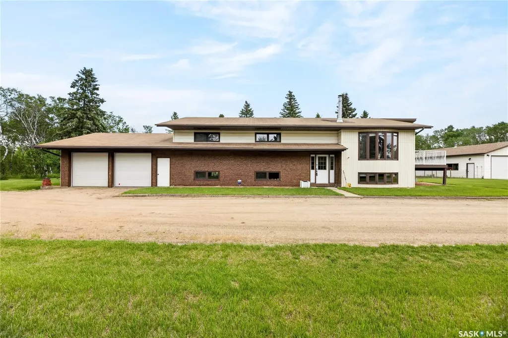 66 Beaver Ridge Road Corman Park Rm No. 344 SK S7K 3G8