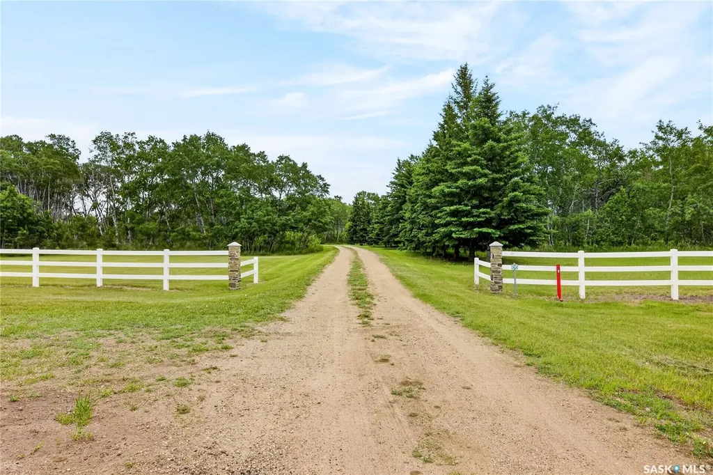 66 Beaver Ridge Road Corman Park Rm No. 344 SK S7K 3G8