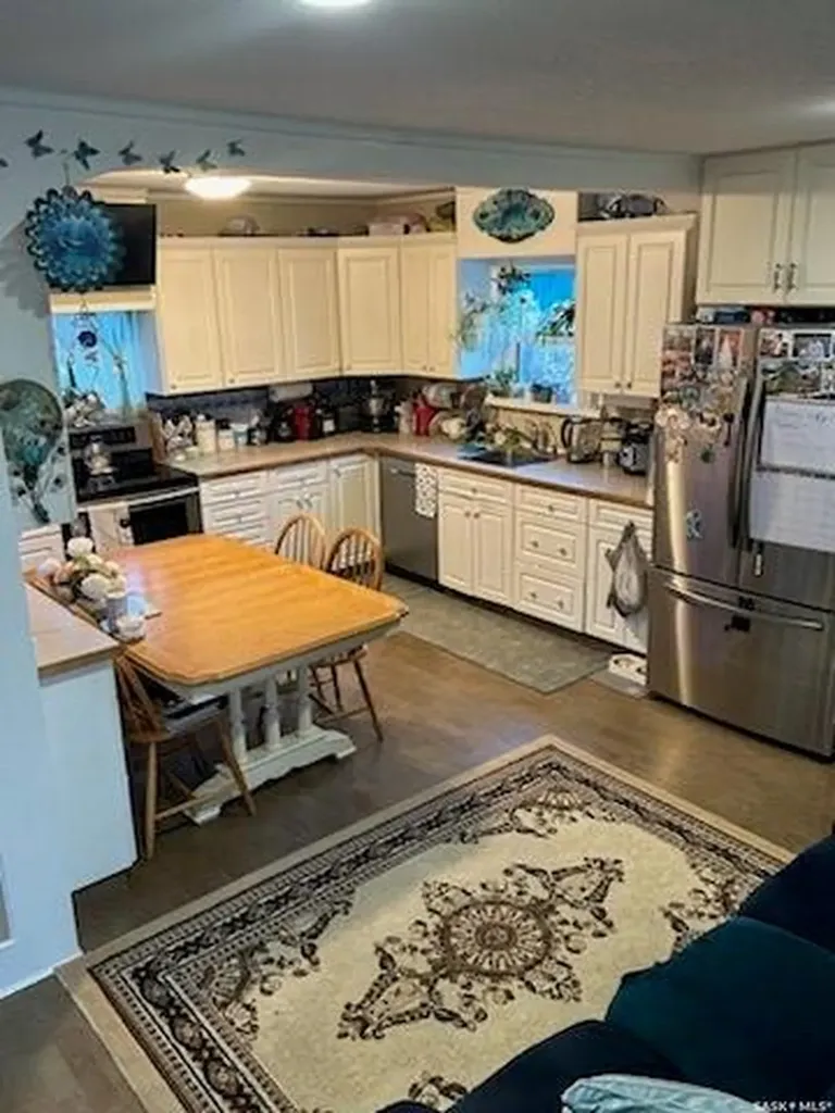 2216 20th Street W Saskatoon SK S7M 1B1