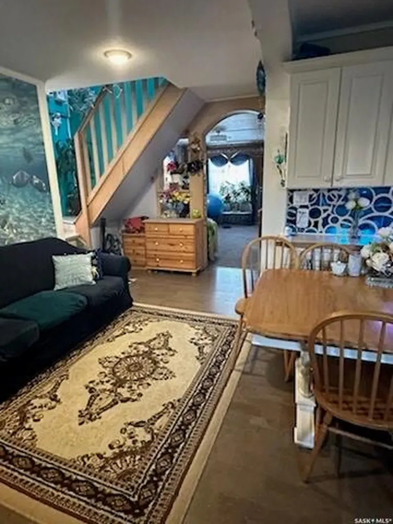 2216 20th Street W Saskatoon SK S7M 1B1