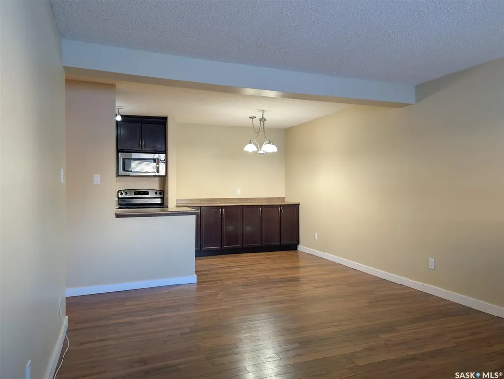 1435 Embassy Drive Saskatoon SK S7M 4E5