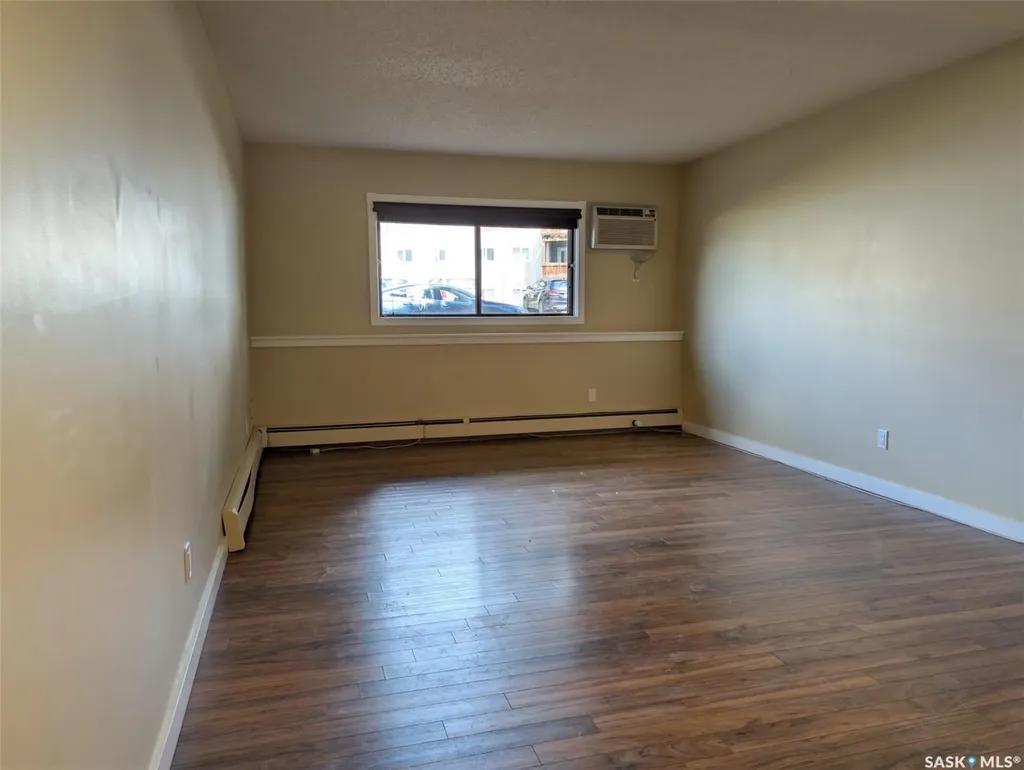 1435 Embassy Drive Saskatoon SK S7M 4E5