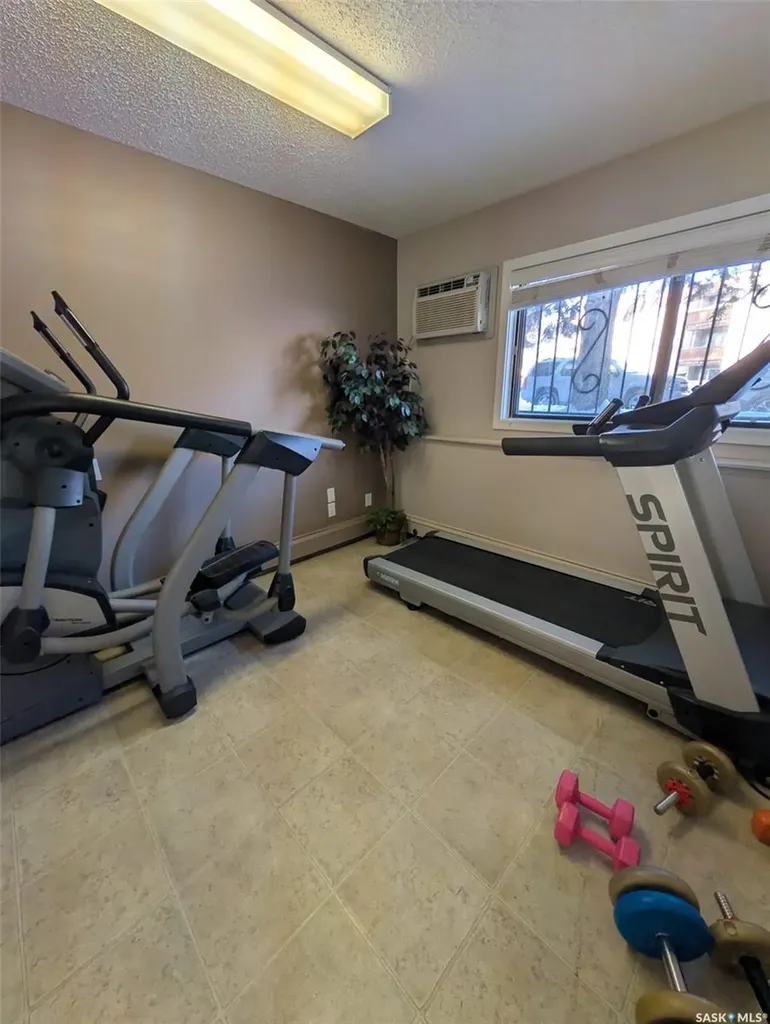 1435 Embassy Drive Saskatoon SK S7M 4E5