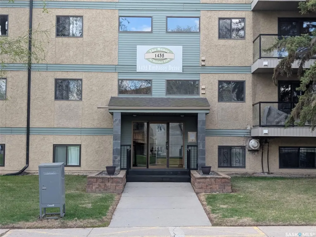 1435 Embassy Drive Saskatoon SK S7M 4E5