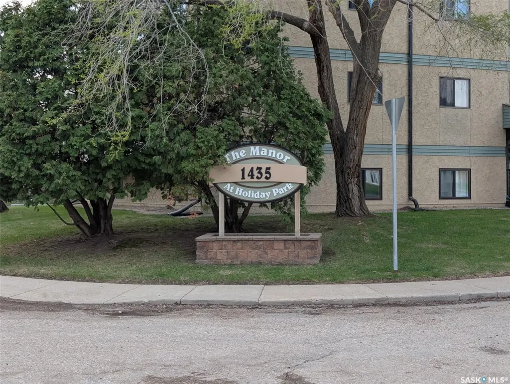 1435 Embassy Drive Saskatoon SK S7M 4E5